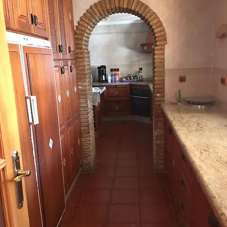 Calle Niza 公寓 托雷莫利诺斯